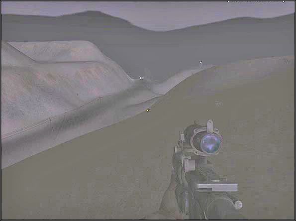 Będąc w okolicach pagórków nad drogą zawsze sprawdzaj ową drogę, niejednokrotnie zdarzyło mi się, że któryś z obrońców wpadł na pomysł zajścia mnie od tylu i próbował przetransportować się tą właśnie drogą na moje tyły - Assault (3) | SF Recon | Americas Army Special Forces - Americas Army: Special Forces - poradnik do gry