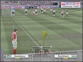 Nie graj na klawiaturze - wspomnę o tym również w dalszej części poradnika, przy opisie poszczególnych zagrań - Poradnik do gry - Porady ogólne | Pro Evolution Soccer 4 - Pro Evolution Soccer 4 - poradnik do gry