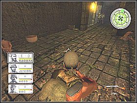 Wychodzimy z pomieszczenia, ratujemy przedostatnią dwójkę - Misja 8 The Sacred Statue [04] - Conflict: Vietnam - poradnik do gry