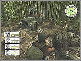 Po uwolnieniu i uzbrojeniu ich wychodzimy z wioski - Misja 10 Russian Roulette [03] - Conflict: Vietnam - poradnik do gry