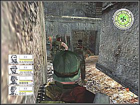 Przechodząc przez domy wychodzimy na ulicę - Misja 12 Bloody Hue [02] - Conflict: Vietnam - poradnik do gry