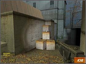 Po maskach samochodów oraz deskach przedostań się przez siatkę i idź przed siebie - We dont go to Ravenholm... (2) | Solucja Half-Life 2 - Half-Life 2 - poradnik do gry