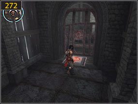 Stamtąd przeskakujemy nad dziurą w chodniku [271] i stajemy naprzeciw bramy oraz zapadni [272] - Mechaniczna jama - przeszłość (3) | Trybiki i śrubki | PoP Dusza Wojownika - Prince of Persia: Dusza Wojownika - poradnik do gry