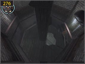 Gdy wespniemy się po wystających elementach na ścianie, możemy przeskoczyć na obrotowy trzon konstrukcji (gzyms) [275] a stamtąd na wystająca półkę po drugiej stronie [276] - Mechaniczna jama - przeszłość (3) | Trybiki i śrubki | PoP Dusza Wojownika - Prince of Persia: Dusza Wojownika - poradnik do gry