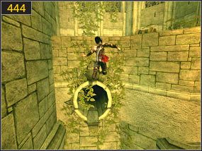 Później wykonujemy skok w kierunku kolumny [443], później na filar a na samym końcu w kierunku otworu z kładką [444] - Wodospady w ogrodzie - przeszłość (1) | Woda i ogrody | PoP Dusza Wojownika - Prince of Persia: Dusza Wojownika - poradnik do gry