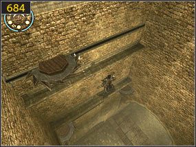 Schodzimy po drabinie w dół [683] i staramy się unikać wirujących ostrz [684] - Kuźnia - przeszłość | Lustrzane przeznaczenie | Prince of Persia Dusza Wojownika - Prince of Persia: Dusza Wojownika - poradnik do gry