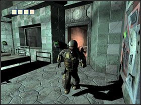 W środku znajdziesz dwa ciekawe przedmioty - paczkę papierosów (#12, Movie Set 06 ) oraz skalpel (Scalpel ) - 05 - Infirmary | Solucja | Kroniki Riddicka Ucieczka z Butcher Bay - Kroniki Riddicka: Ucieczka z Butcher Bay - poradnik do gry