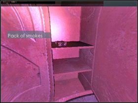 Następnie przeszukaj wszystkie znajdujące się tutaj szafki - 11 - Showers (1) | Solucja | Kroniki Riddicka Ucieczka z Butcher Bay - Kroniki Riddicka: Ucieczka z Butcher Bay - poradnik do gry