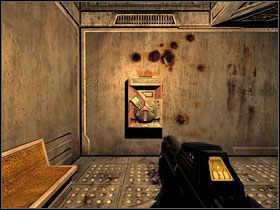 Następnie udaj się w odwrotnym kierunku - 12 - Guard Quarters | Solucja | Kroniki Riddicka Ucieczka z Butcher Bay - Kroniki Riddicka: Ucieczka z Butcher Bay - poradnik do gry