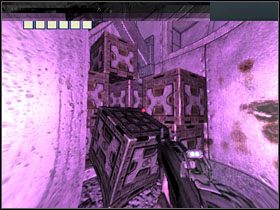 Idź przed siebie i skręć w prawo, w stronę ścianki widocznej na rysunku - 29 - Abandoned Equipment Center (1) | Solucja - Kroniki Riddicka: Ucieczka z Butcher Bay - poradnik do gry