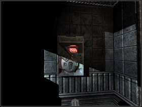 Za chwilę znajdziesz się w pomieszczeniu z mniejszym pokoikiem kontrolnym przed Tobą - 31 - Loading Docks (2) | Solucja | Kroniki Riddicka Ucieczka z Butcher Bay - Kroniki Riddicka: Ucieczka z Butcher Bay - poradnik do gry