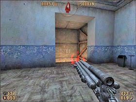 Poza jednym poznanym już typem - spotkamy tu dwa inne - pana doktora i pielęgniarki z wielkimi, hehe, strzykawkami - 6.3 Laboratorium cz.3 | Painkiller Battle Out of Hell - Painkiller: Battle Out of Hell - poradnik do gry