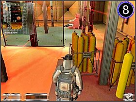 Idź do sali, zauważysz mnóstwo czerwonych laserów - pokazuje to obrazek [07] - Misja 3-A cz.2 | Gorky 02 Aurora Watching - Gorky 02: Aurora Watching - poradnik do gry