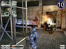 Wyjmij pistolet maszynowy - znajdziesz się w dużej sali z celami więziennymi i mnóstwem mutantów (obrazek [09]) - Misja 6-A cz.3 | Gorky 02 Aurora Watching - Gorky 02: Aurora Watching - poradnik do gry