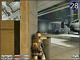 Postaraj się otworzyć odblokowane drzwi tak, aby nikt cię nie zauważył, a później ustaw się w [27] i wyjmij strzelbę snajperską - Misja 7-B cz.3 | Gorky 02 Aurora Watching - Gorky 02: Aurora Watching - poradnik do gry