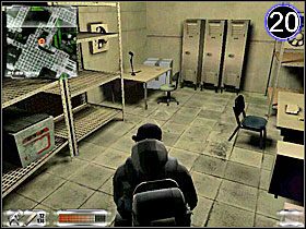 Wróć się na początek i - uważając by ostatni cię nie zauważył - strzel w zbiornik z paliwem, stojący obok niego (obrazek [19]) - Misja 8-A cz.2 | Gorky 02 Aurora Watching - Gorky 02: Aurora Watching - poradnik do gry