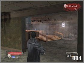 Wchodzimy do pokoju obok i cicho przechodzimy do miejsca za kartonami po lewej (003) - 1.CRACKHOUSE | The Punisher - The Punisher - poradnik do gry