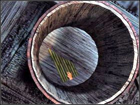 Obróć się w prawo i podnieś flecik (a dokładniej fletnię Pana), znajdujący się w beczce. - Karczma i jej okolice cz.3 | Dracula Zmartwychwstanie - Dracula: Zmartwychwstanie - poradnik do gry