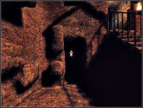 Teraz skieruj się w stronę nieoświetlonego miejsca, na lewo od widocznych na screenie schodów. - Karczma i jej okolice cz.5 | Dracula Zmartwychwstanie - Dracula: Zmartwychwstanie - poradnik do gry