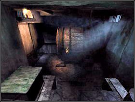 Zejdź schodami na dół. Idź do beczki. - Karczma i jej okolice cz.6 | Dracula Zmartwychwstanie - Dracula: Zmartwychwstanie - poradnik do gry