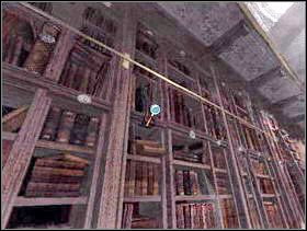 Zejdź z niej i na tej samej ścianie, po lewej stronie drabiny, znajdź miejsce, gdzie umieścisz klejnot. Wejdź na drabinę i uruchom znajdujący się na wprost mechanizm. - Zamek cz.3 | Dracula Zmartwychwstanie - Dracula: Zmartwychwstanie - poradnik do gry