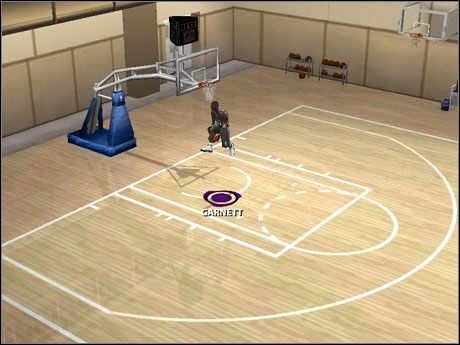 Przełożenie piłki pod nogami to rzecz niełatwa - [Konkurs Wsadów] Wsady przodem do tablicy | NBA Live 2005 - NBA Live 2005 - poradnik do gry