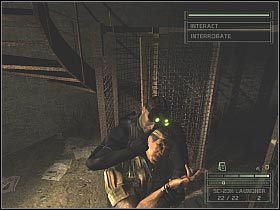 Wyjmij posiadany karabin i zniszcz widoczne na pierwszym screenie radio - Punta Blanco Lighthouse (7) | Peru | Tom Clancys Splinter Cell Chaos Theory - Tom Clancys Splinter Cell: Chaos Theory - poradnik do gry