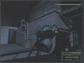 Trzeci i ostatni w tej części statku wartownik znajduje się po drugiej stronie jednostki - Maria Narcissa (7) | Panama Canal | Tom Clancys Splinter Cell Chaos Theory - Tom Clancys Splinter Cell: Chaos Theory - poradnik do gry