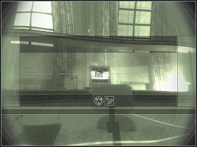 Zanim skierujesz się w stronę śpiącego strażnika udaj się do wejścia do banku (pierwszy screen) - MCAS Banco de Panama (2) | Panama | Tom Clancys Splinter Cell Chaos Theory - Tom Clancys Splinter Cell: Chaos Theory - poradnik do gry