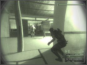 Zacznij od zapisania stanu gry - Private Retreat (1) | Japan | Tom Clancys Splinter Cell Chaos Theory - Tom Clancys Splinter Cell: Chaos Theory - poradnik do gry