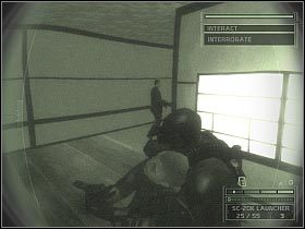 Do pomieszczenia, w którym znajduje się Nedich możesz przedostać się na dwa sposoby - Private Retreat (3) | Japan | Tom Clancys Splinter Cell Chaos Theory - Tom Clancys Splinter Cell: Chaos Theory - poradnik do gry