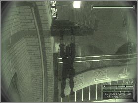 Znajdującą się w oddali ciężarówkę możesz chwilowo zignorować - National Data Trunk [1] (2) | South Korea | Splinter Cell Chaos Theory - Tom Clancys Splinter Cell: Chaos Theory - poradnik do gry