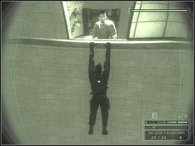 Zaczekaj, aż cywil zacznie iść w stronę łóżka - Shinjuku District Bath House (3) | Japan | Splinter Cell Chaos Theory - Tom Clancys Splinter Cell: Chaos Theory - poradnik do gry