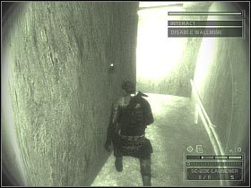 6 - Shinjuku District Bath House (6) | Japan | Splinter Cell Chaos Theory - Tom Clancys Splinter Cell: Chaos Theory - poradnik do gry