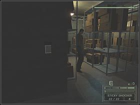 Teraz zajmij się gostkiem siedzącym przy komputerze - Japanese Defence Ministry (3) | Japan | Splinter Cell Chaos Theory - Tom Clancys Splinter Cell: Chaos Theory - poradnik do gry