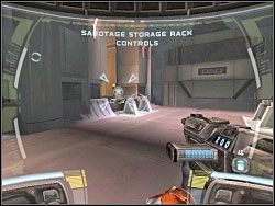 Po jakimś czasie natkniesz się na konsolę, której będziesz musiał użyć - Infiltration Of The Coreship - Kampania I - Star Wars: Republic Commando - poradnik do gry