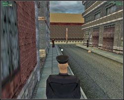 Dyskretnie ulatniamy się sprzed restauracji, kierując się na prawo - Ambush at The Wang Fou Restaurant - Hong Kong - Hitman: Codename 47 - poradnik do gry