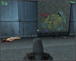 Misję rozpoczynamy od szybkiego zlikwidowania dwóch wartowników przy pierwszym magazynie - Plutanium Runs Loose - Europa - Hitman: Codename 47 - poradnik do gry