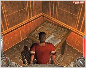 Nie zważając na strażników wróć szybko do pomieszczenia z filarami, połóż hełm na ostatnim z nich i wbiegnij do pokoju z prawej, do którego otworzyły się drzwi [1] - Misja 3 (cz.2) | Augustus W służbie Cezara - Augustus: W służbie Cezara - poradnik do gry