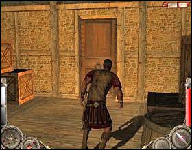 Zza skrzyń rzuć pilum w stronę wartownika, który szuka czegoś w szafie [1] - Misja 6 (cz.1) | Augustus W służbie Cezara - Augustus: W służbie Cezara - poradnik do gry