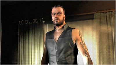 Przed Tobą konfrontacja z Baccusem, najlepszym czarnorynkowym kierowcą w Miami, a przy okazji przypakowanym pajacem typowym dla tej gry (teksty ma naprawdę głębokie) - Misja 3 - The Siege | Miami Driver 3 - Driver 3 - poradnik do gry