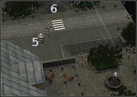 Ruszaj teraz schodami na północnym zachodzie (4 ) i nie strzelaj do wszystkiego co się rusza, bowiem sporo tu cywilów - [Alianci] (Hanower) Kwatera niemieckiego wywiadu | Silent Storm - Silent Storm - poradnik do gry