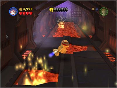 Na początku ostatniego etapu E3, gdy biegniesz przez walący się korytarz, przełącz się na R2 i spokojnie leć przed siebie - Study - LEGO Star Wars - poradnik do gry