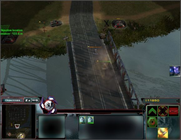 Zaznacz dwa Spinnery, które stoją w bazie od początku misji i w każdym z nich stwórz Bomb Drone - Misja 10 | Misje 6-10 | Act of War Direct Action - Act of War: Direct Action - poradnik do gry