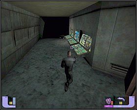 Wskocz w kolejną dziurę i przepłyń na drugą stronę, wespnij się do góry i uważając na dwóch JemHadar, podążaj dalej (poszukaj maski oddechowej, leży w pobliżu) [1] - - Inside the Ulysses | SISKO | Star Trek Deep Space Nine The Fallen - Star Trek Deep Space Nine: The Fallen - poradnik do gry