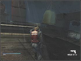 Jeśli chcesz możesz udać się do miejsca, w którym została zapalona raca, ale nie jest to konieczne (do tej części statku powrócisz w przyszłości) - Find the emergency radio code (1) | Statek | Cold Fear - Cold Fear - poradnik do gry