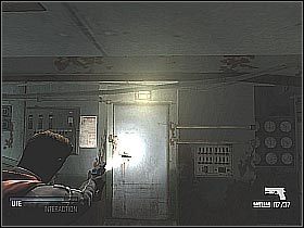 Ustaw się niedaleko schodów i zacznij strzelać do zombiaka, który się do Ciebie zbliża - Find Yusupov (1) | Statek | Cold Fear - Cold Fear - poradnik do gry