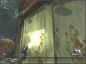 Aby uruchomić windę wciśnij widoczny na pierwszym screenie przycisk - Find the medicine cabinet (1) | Platforma | Cold Fear - Cold Fear - poradnik do gry