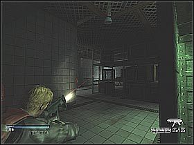 Po chwili powinieneś zauważyć pełzającą po suficie bestię - Administer the antidote to Anna (2) | Platforma | Cold Fear - Cold Fear - poradnik do gry