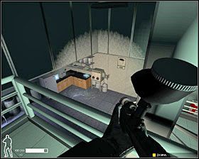 Schodząc po schodach trzeba być ostrożnym - Centrum Badawcze Mt. Threshold - Akcja | Misja 13 w SWAT 4 - SWAT 4 - poradnik do gry